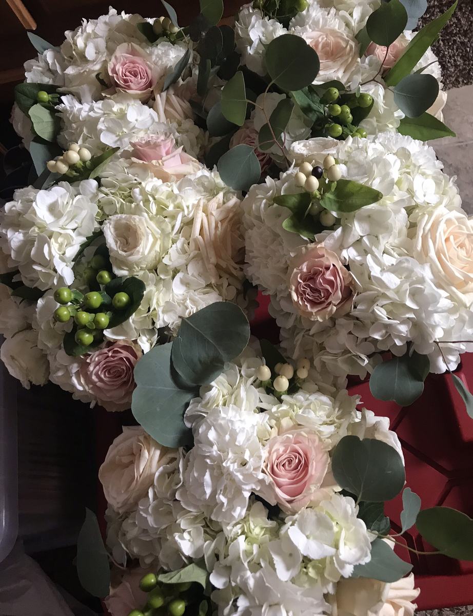 Blush and ivory hydrangea bouquets